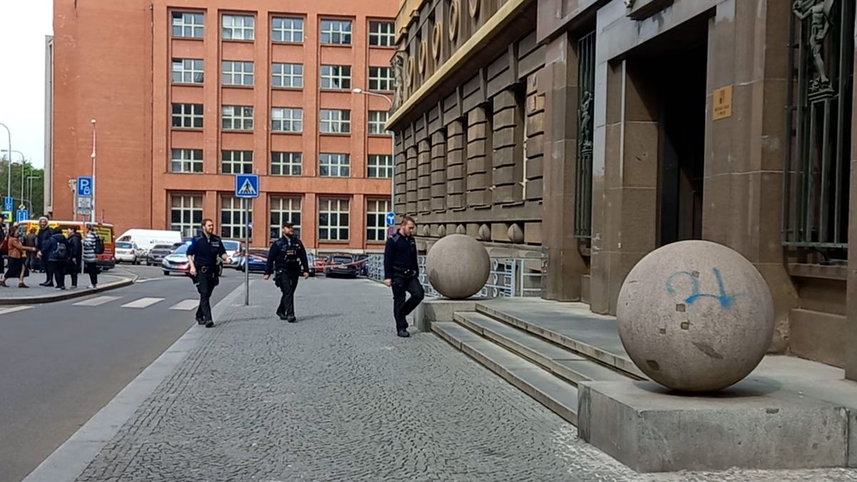 Budovu soudu v Praze evakuovali kvůli anonymu